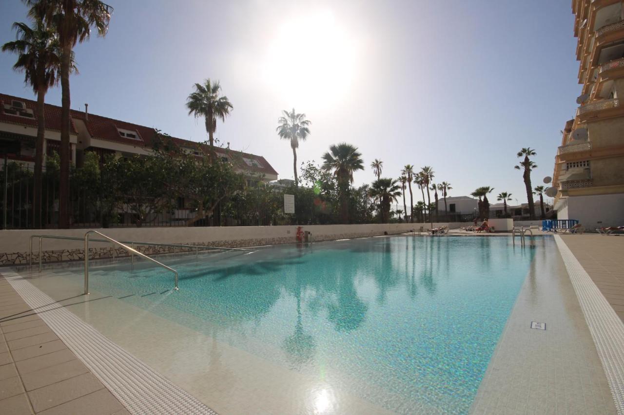 Apartment With Terrace In Playa De Las Americas Экстерьер фото