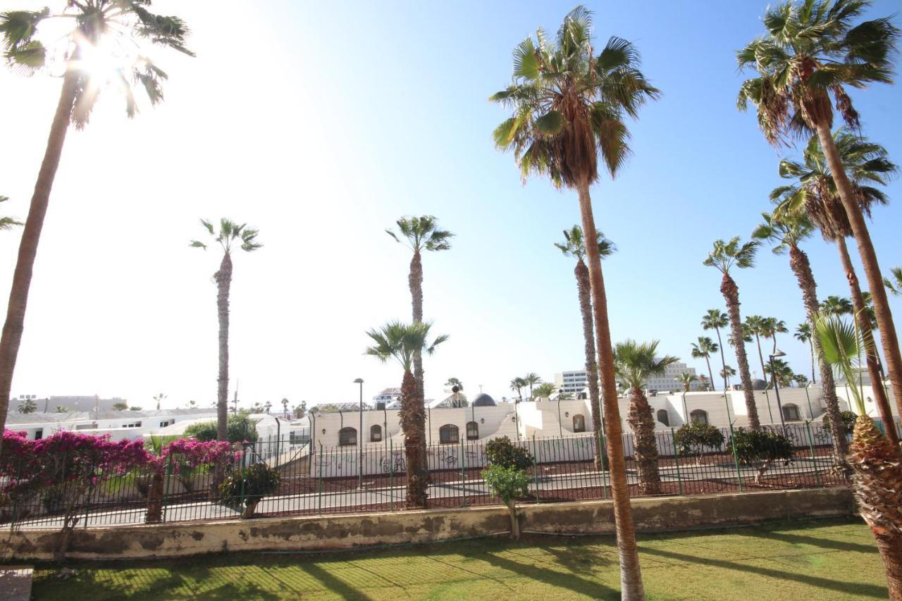 Apartment With Terrace In Playa De Las Americas Экстерьер фото