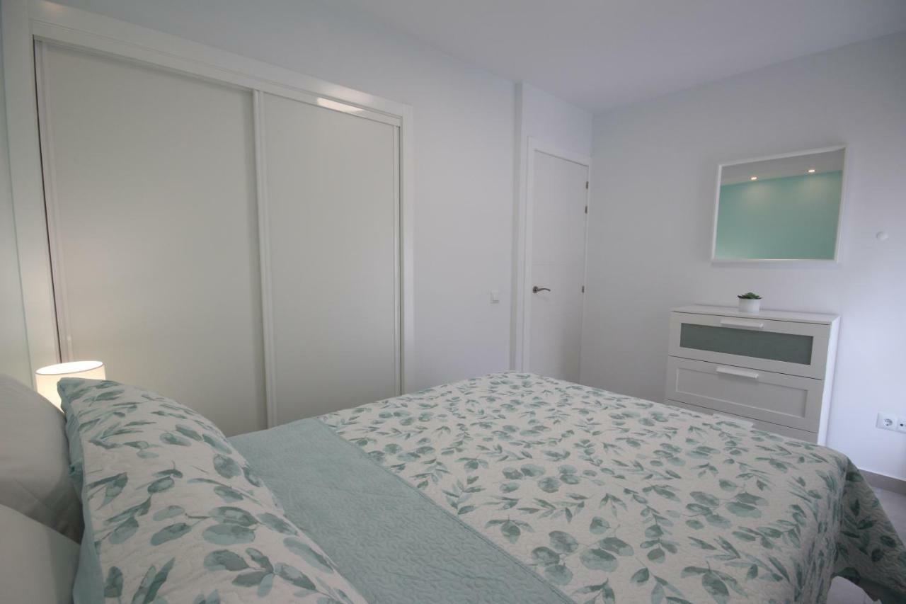 Apartment With Terrace In Playa De Las Americas Экстерьер фото